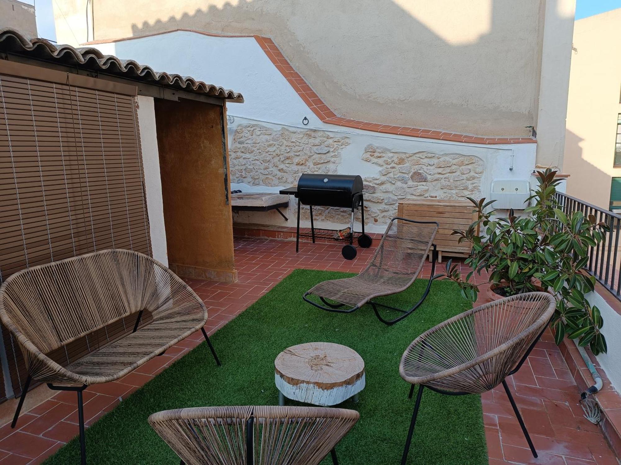 Petra Apartments -Old City With Terrace And Barbecue- Таррагона Екстер'єр фото