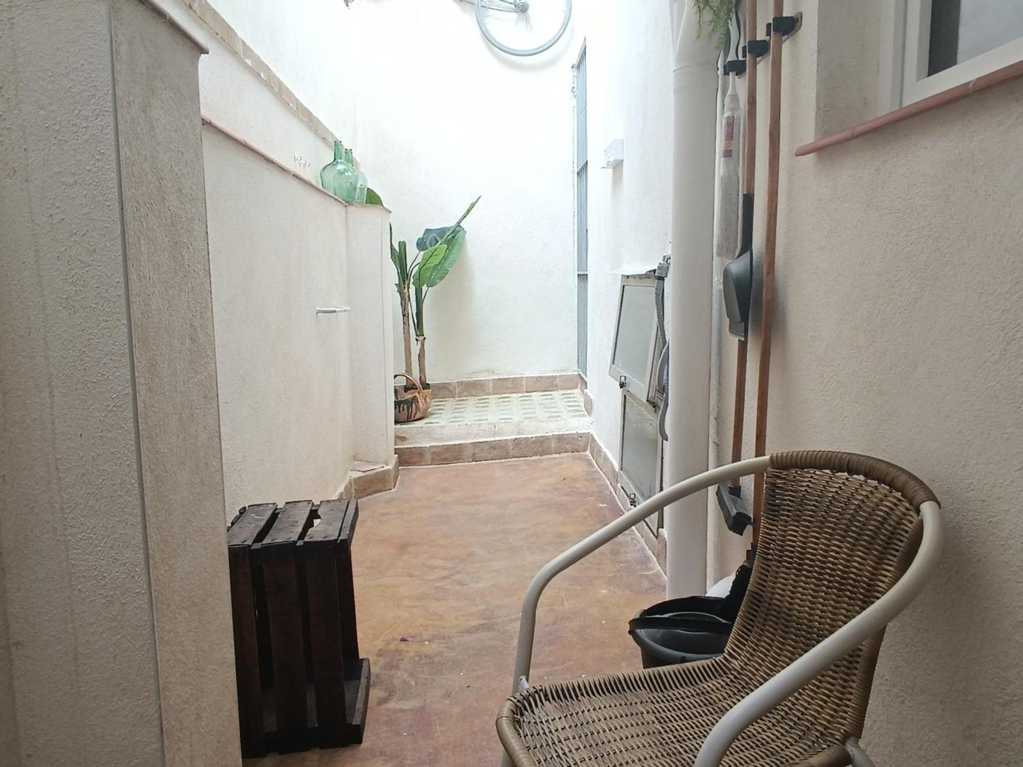 Petra Apartments -Old City With Terrace And Barbecue- Таррагона Екстер'єр фото